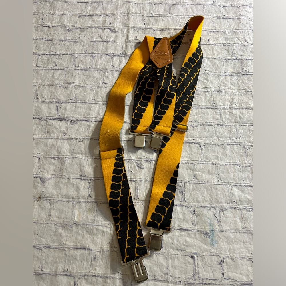 ROADKILL PORTABLE PRODUCTS INC MUSTARD GOLD AND BLACK PRINT WIDE SUSPENDERS O/S